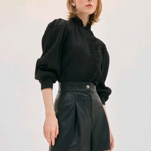 오브제 플리츠 러플 블라우스