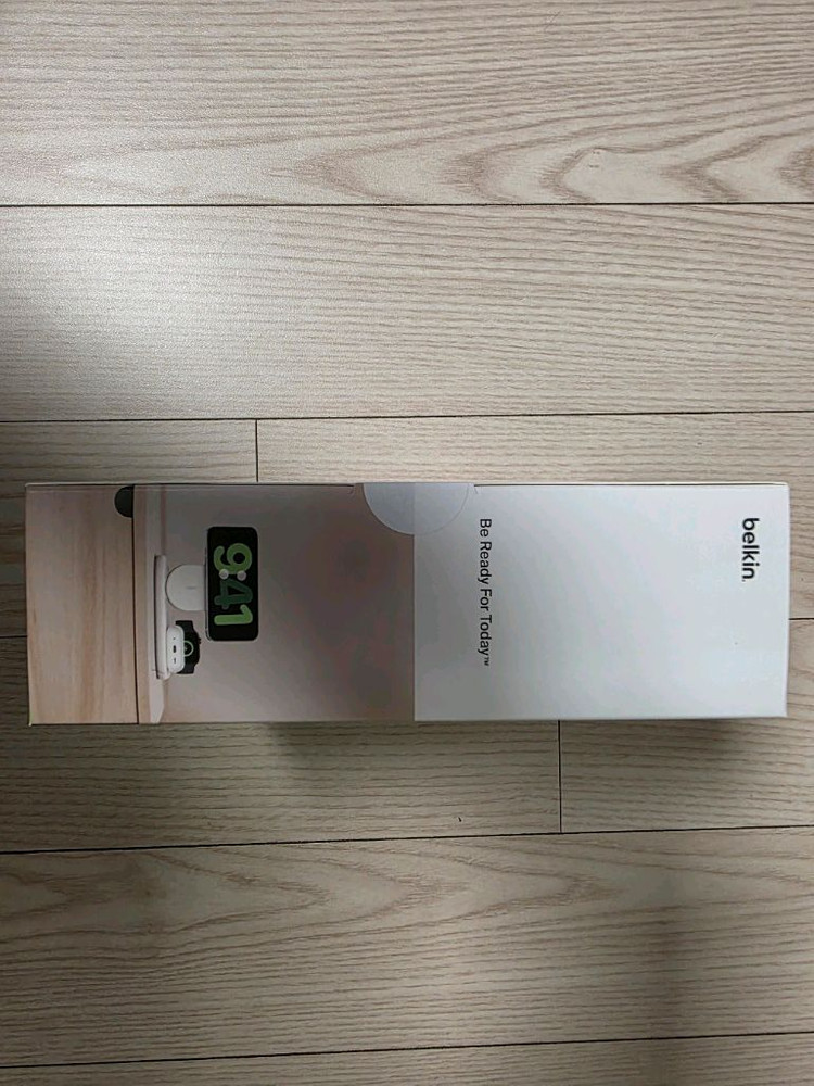 벨킨 Qi2 3in1 폴더블 무선충전기. 새제품 미개봉--3