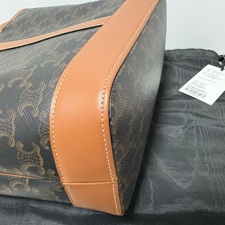 셀린느 트리옹프 카바스 숄더백 백화점구매 팝니다.--5