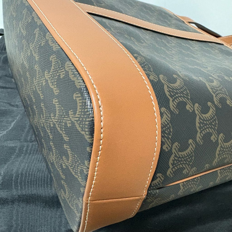 셀린느 트리옹프 카바스 숄더백 백화점구매 팝니다.--6