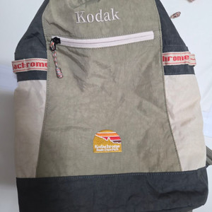 코닥 코다크롬 백팩 카키