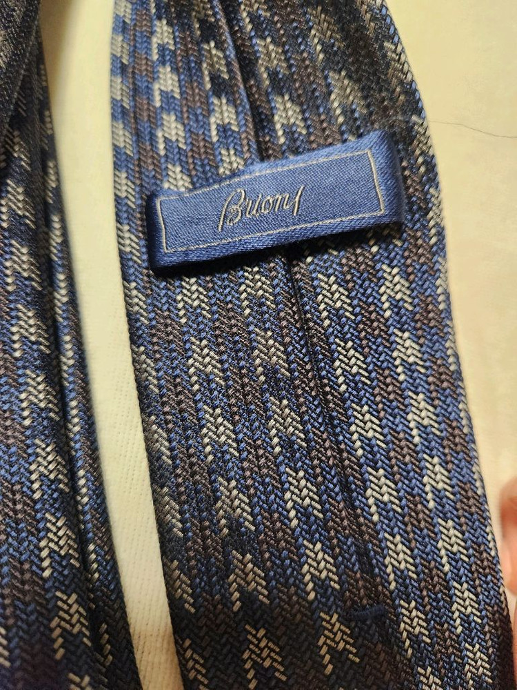 브리오니 넥타이--2
