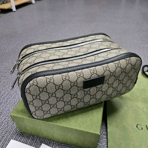 [정품][특가] 구찌 시그니처 돕키트 파우치백