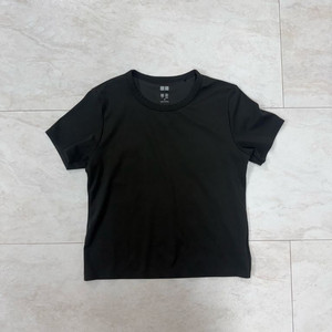 반팔티 !!옷 200벌 급처!! **무조건 싸게팝니다**