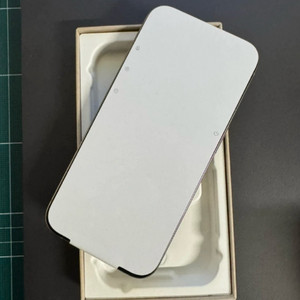 아이폰15프로 256기가 실버티타늄 리퍼 미사용