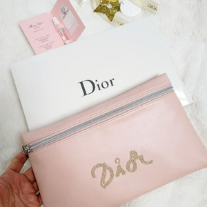 디올 정품 비즈로고 가죽 발레리나핑크색상 클러치 겸용백(박스포함)