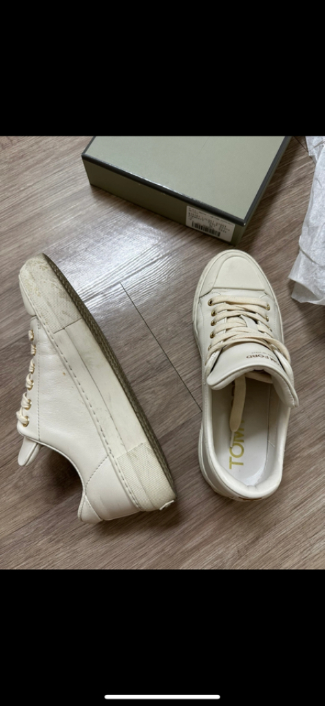 톰포드 여성 화이트 스니커즈 35 225 230--8