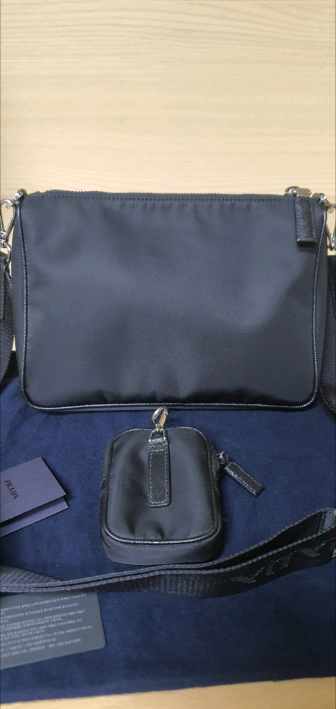 프라다 테수토 크로스백/메신저백 정품S급(감정O)구찌프라다루이비통디올고야드샤넬셀린느보테가생로랑발렌시아가버버리가방--3