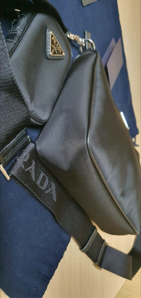 프라다 테수토 크로스백/메신저백 정품S급(감정O)구찌프라다루이비통디올고야드샤넬셀린느보테가생로랑발렌시아가버버리가방--5