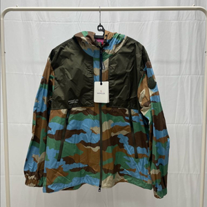 [새상품급/택구성] 몽클레어 쿤데 카모플라쥬 후드 바람막이 자켓 [4] 이미지