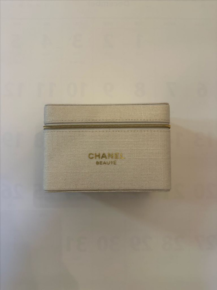 샤넬 뷰티 베니티 케이스 새제품 이미지