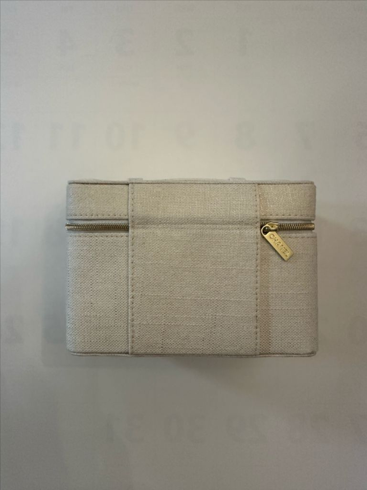 샤넬 뷰티 베니티 케이스 새제품 이미지