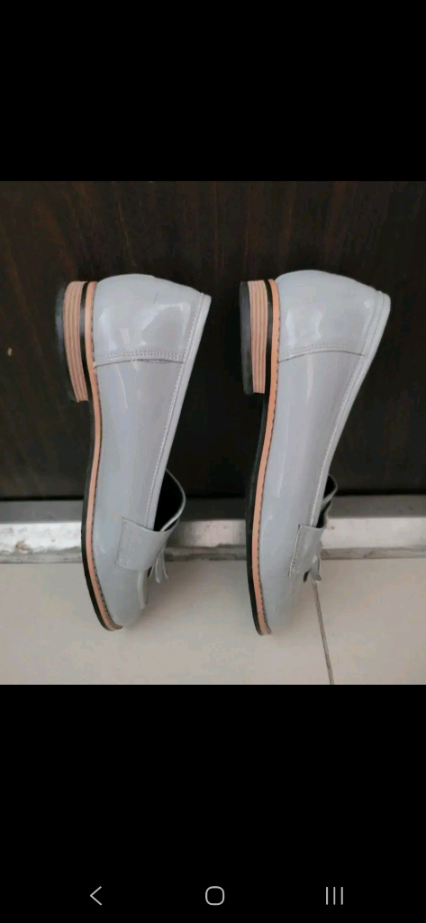 240) VOGA 보가 에나멜 가죽 태슬 단화--2