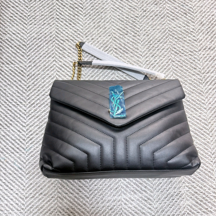 새상품>퀼팅 체인백 블랙--1