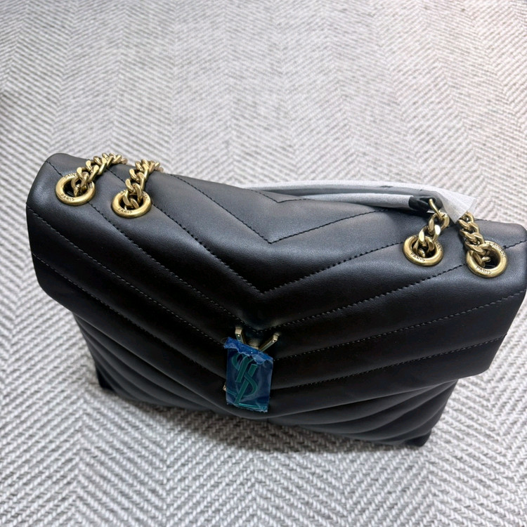 새상품>퀼팅 체인백 블랙--2