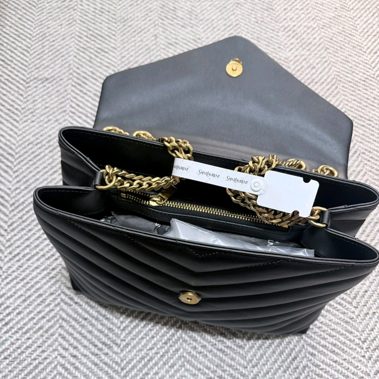 새상품>퀼팅 체인백 블랙--4