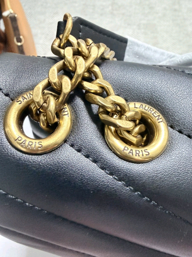 새상품>퀼팅 체인백 블랙--6