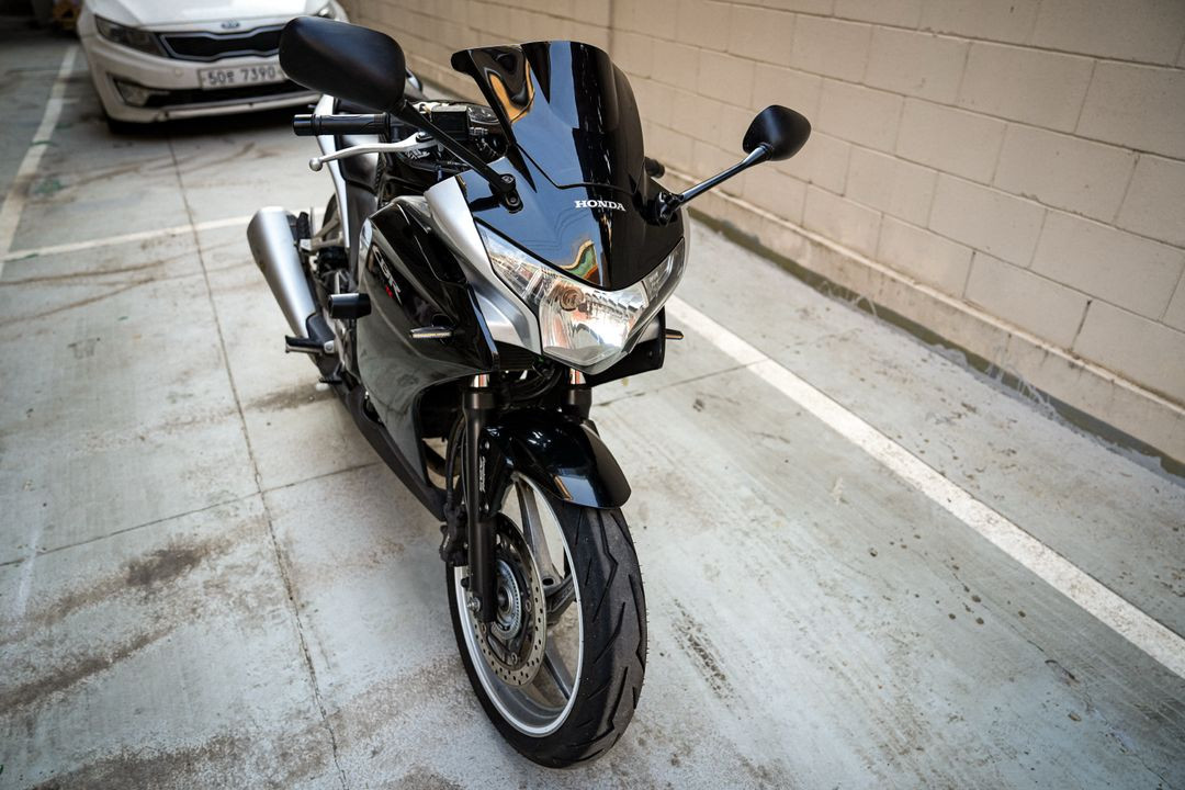 혼다 CBR250R ABS 11년식 판매합니다 이미지