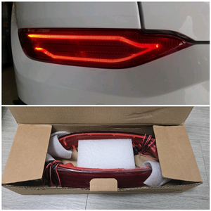 올뉴투싼TL 리어 리플렉터 LED