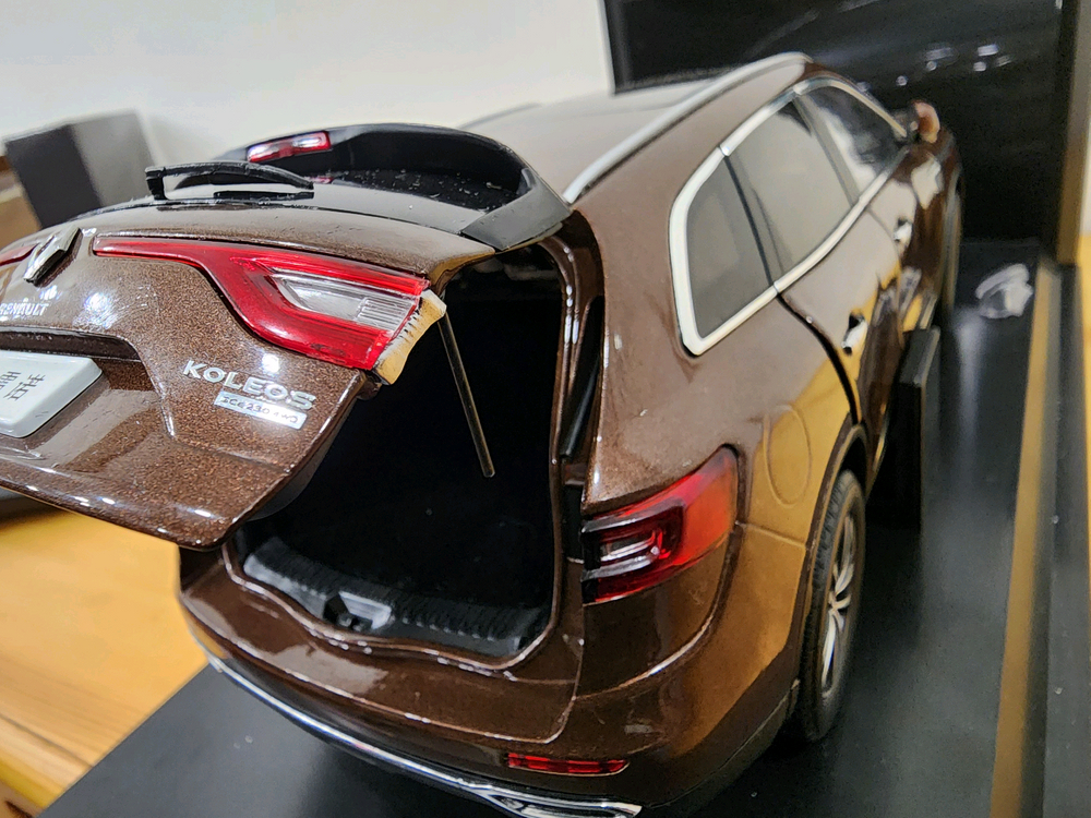 1/18 르노 qm5 콜레오스 다이캐스트 국산차 모형--2