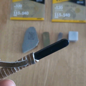 전각도, 전각돌, 숫돌, 연필, 샌드페이퍼