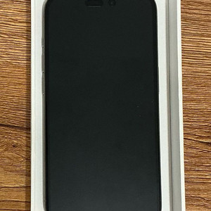 아이폰 15프로 네추럴 티타늄색상 256gb 판매합니다 배터리 100 26.1월 28일 최초 사용