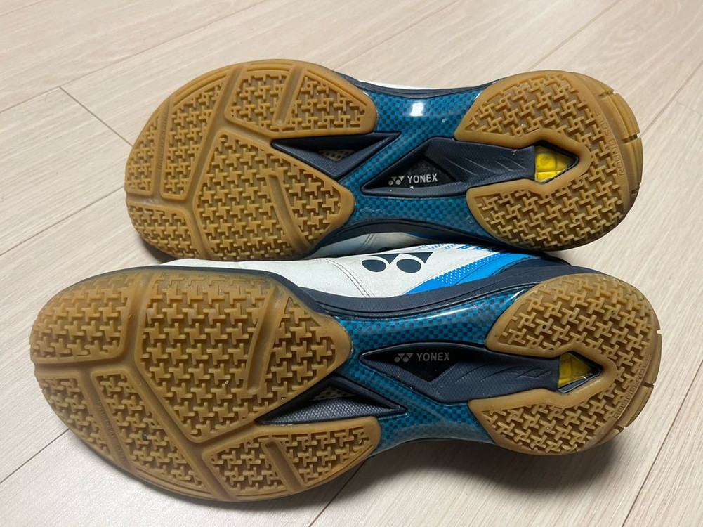 요넥스 65 배드민턴화 265미리--5