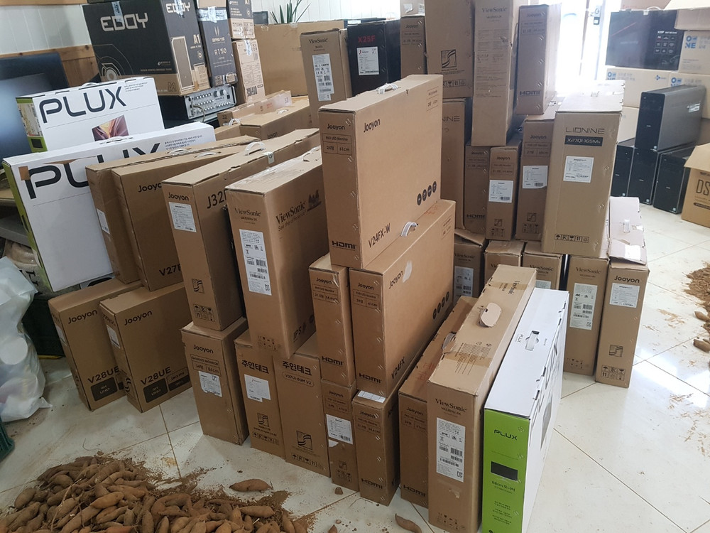 뷰소닉 32인치 VA3209U-2K 모니터--6