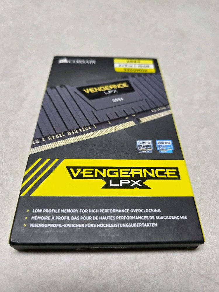 DDR4 16GB 3200MHz 메모리 이미지