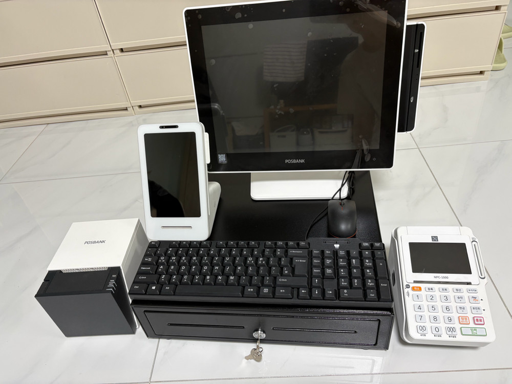 포스기 판매합니다.--0