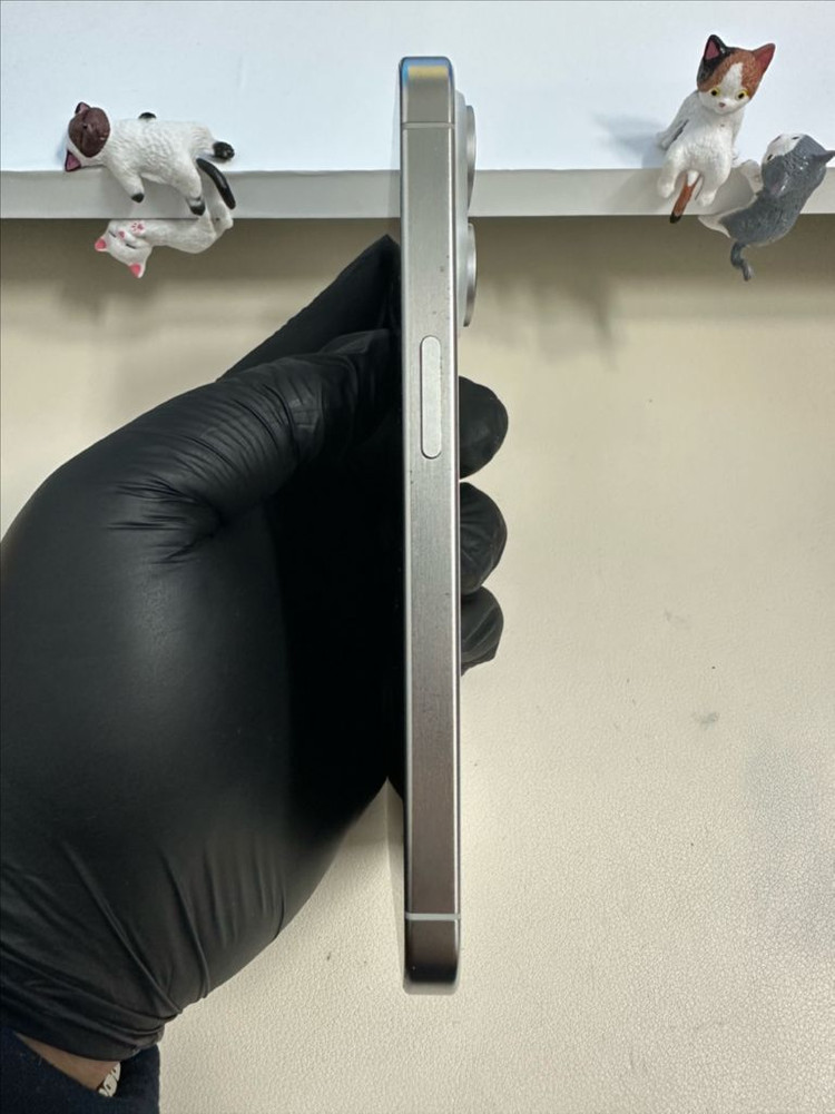 아이폰15프로 256G 화이트티타늄 S급--5