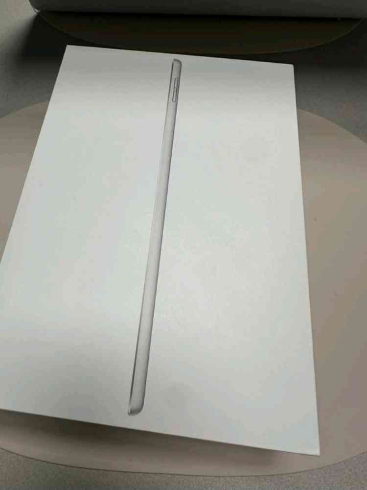 아이패드 9세대 + 애플펜슬 1세대--2