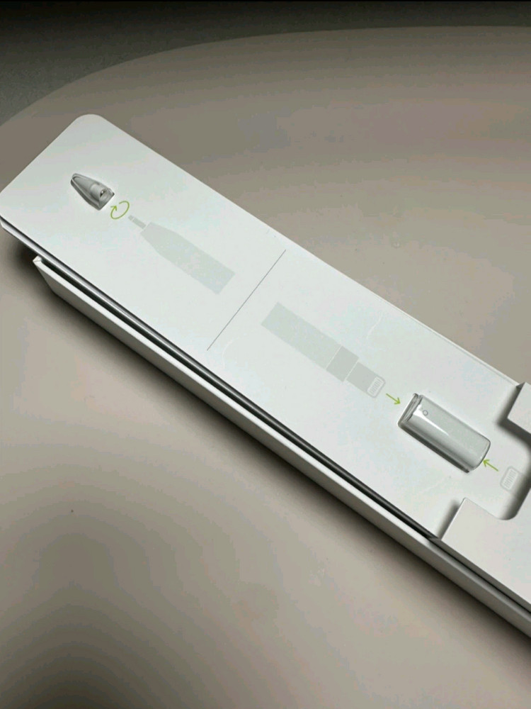 아이패드 9세대 + 애플펜슬 1세대--7