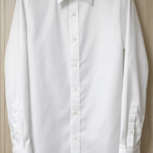 유니클로 슈퍼논아이론 와이셔츠 팝니다