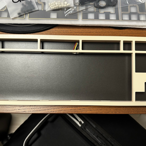 QK80 WK 키보드 밀키 화이트 (스프레이 코트)