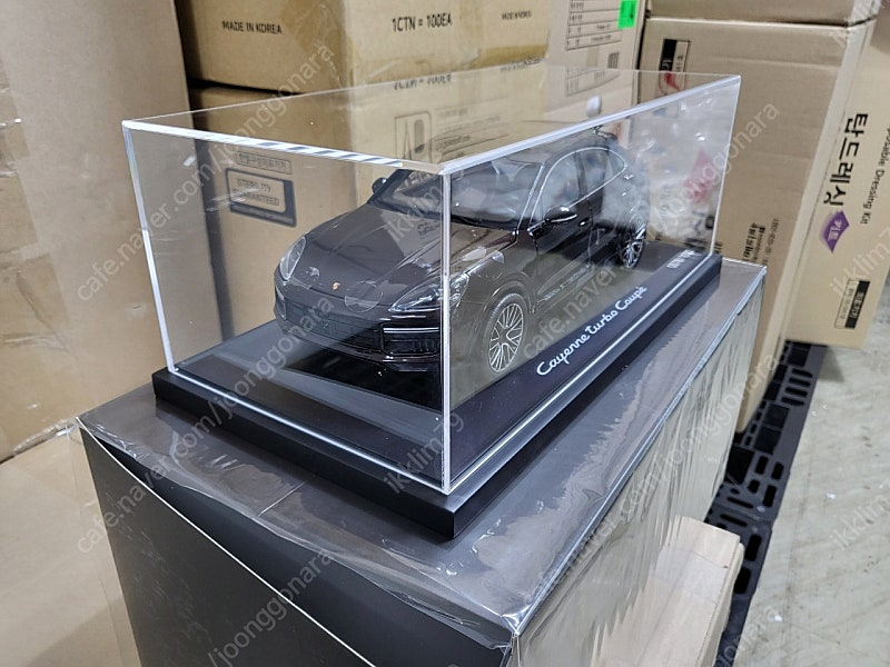 1:18 / 미니챔프, 오토아트 / 포르쉐 카레라, 카이엔, 벤츠 GTS 판매 합니다--1