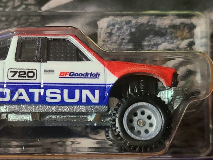 핫휠 프리미엄 닷선 킹 캡 바자 커스텀 미개봉--2