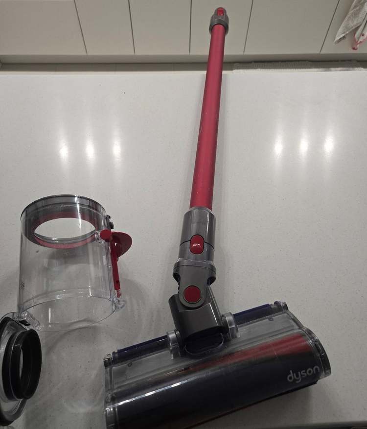 다이슨 코리아 정품 v10 앱솔루트 무선청소기 이미지