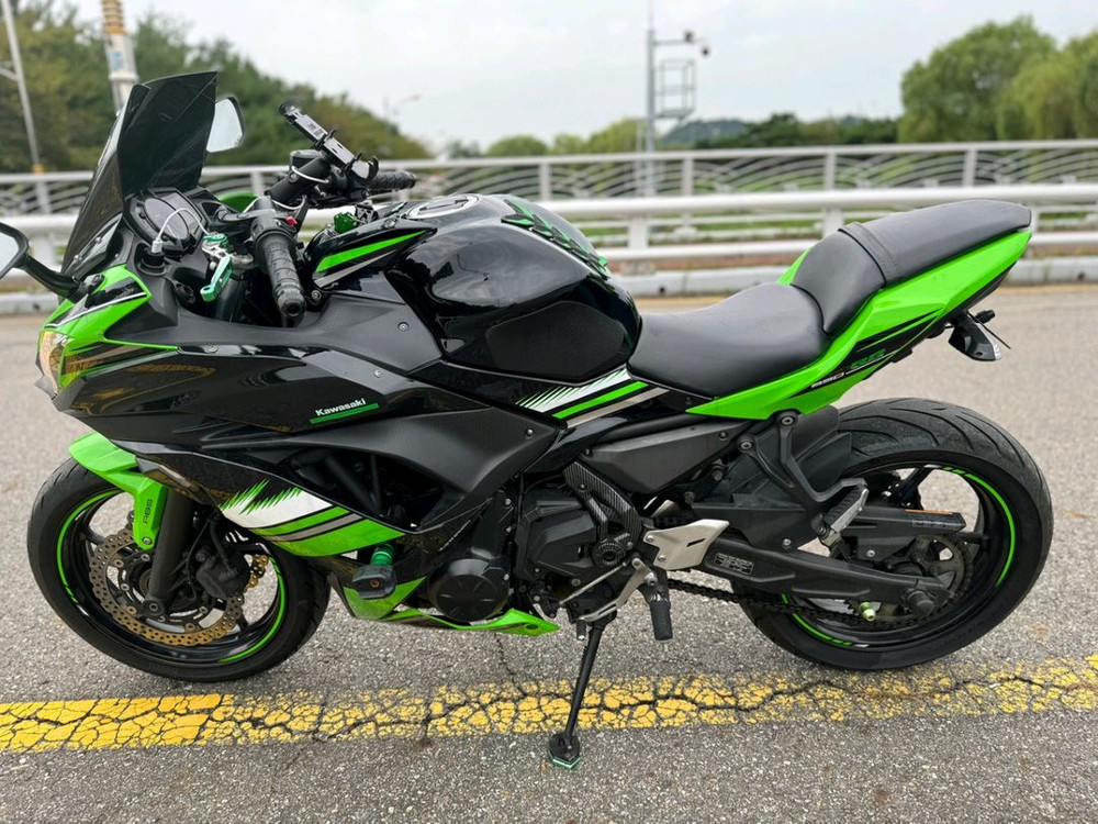 가와사키 닌자650 abs 18년 최상급 판매합니다--2