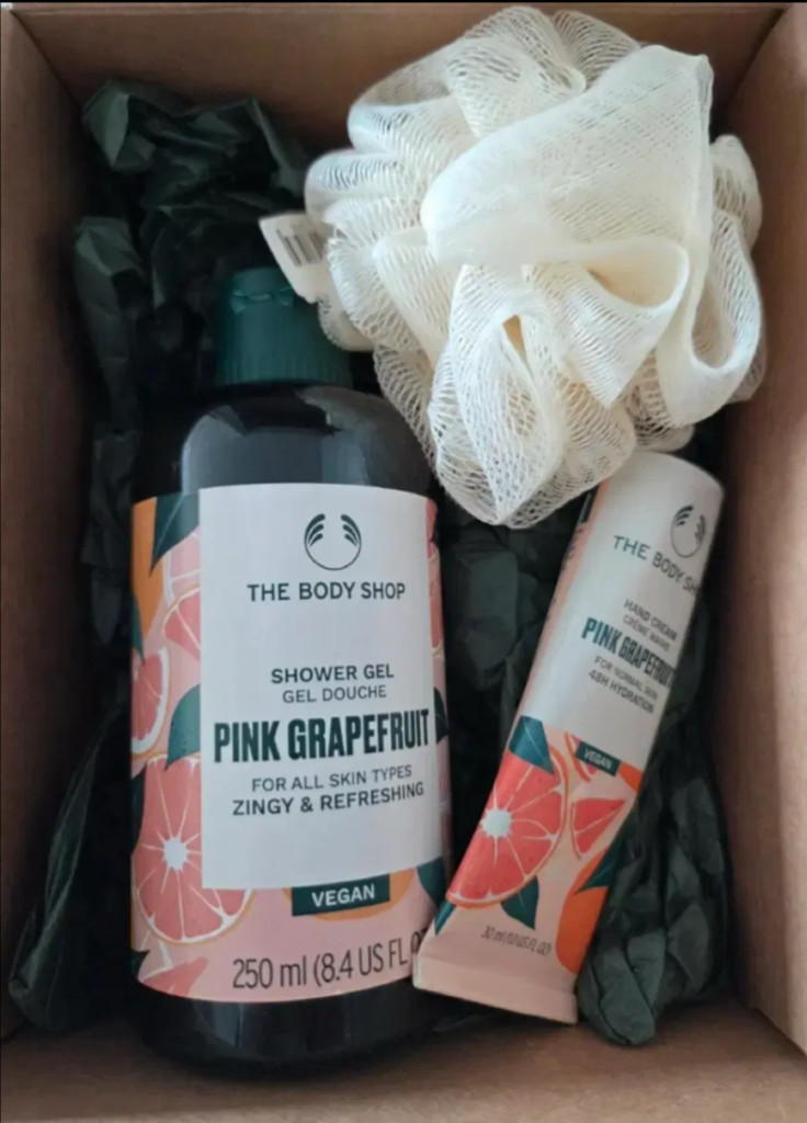 바디샵 핑크 그레이프후룻 세트 3종--1