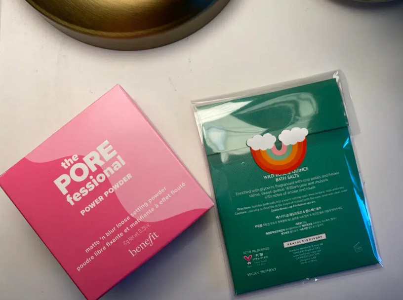 베네피트 포어페셔널 파우더(캐스키드슨 입욕제 증정) 쇼핑백포함--2