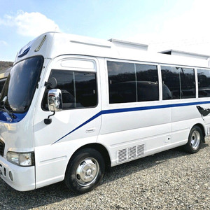 07.카운티4인승캠핑카(숏,인산철600A+DPF장착+풀옵션+15만km)-할부됨 이미지