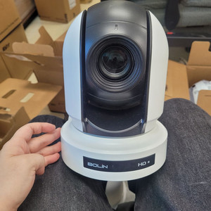볼린 PTZ 카메라 1대 + RM32 컨트롤러 포함