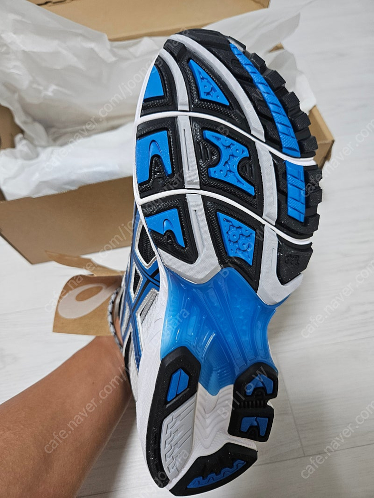 [265사이즈] 아식스 젤님버스 10.1 화이트/디렉투아 블루 러닝, 조깅화--2