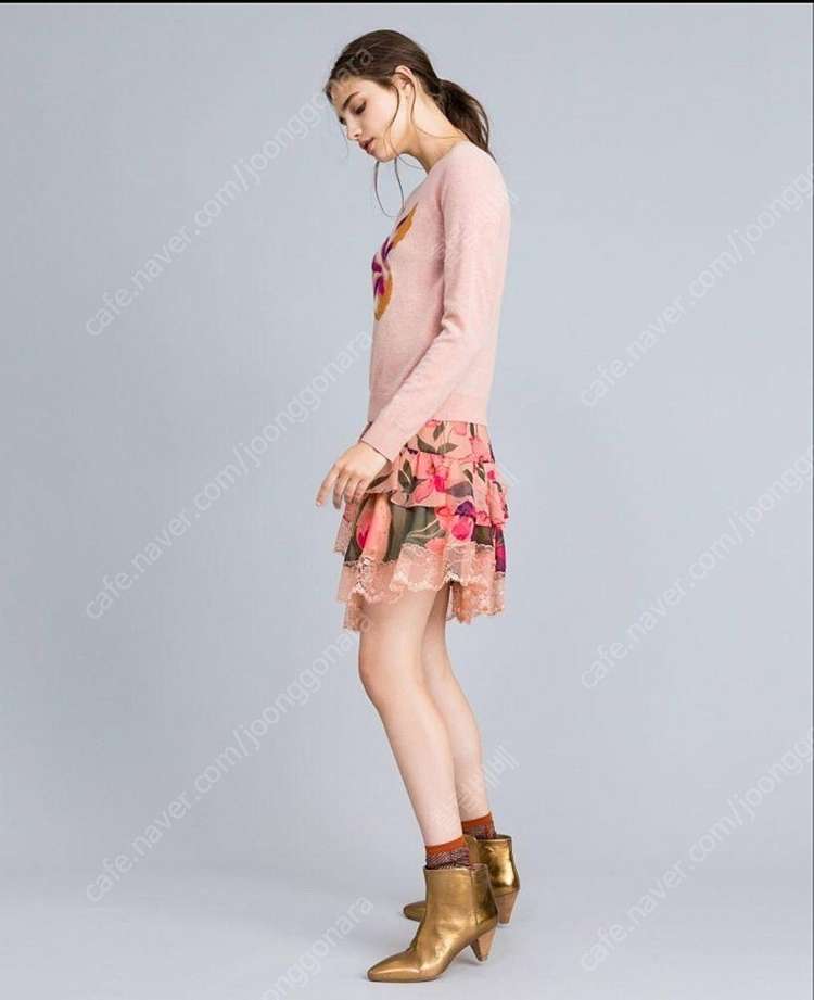 새상품 봄여름/TWINSET/여성 프릴 플레어스커트--7