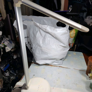 필립스 LED 슬림 스탠드 Lever 72007 판매합니다