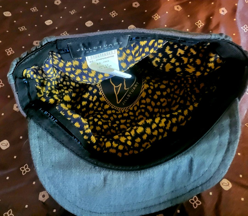 [미사용 새상품] 질스튜어트 숏챙 조절캡--7