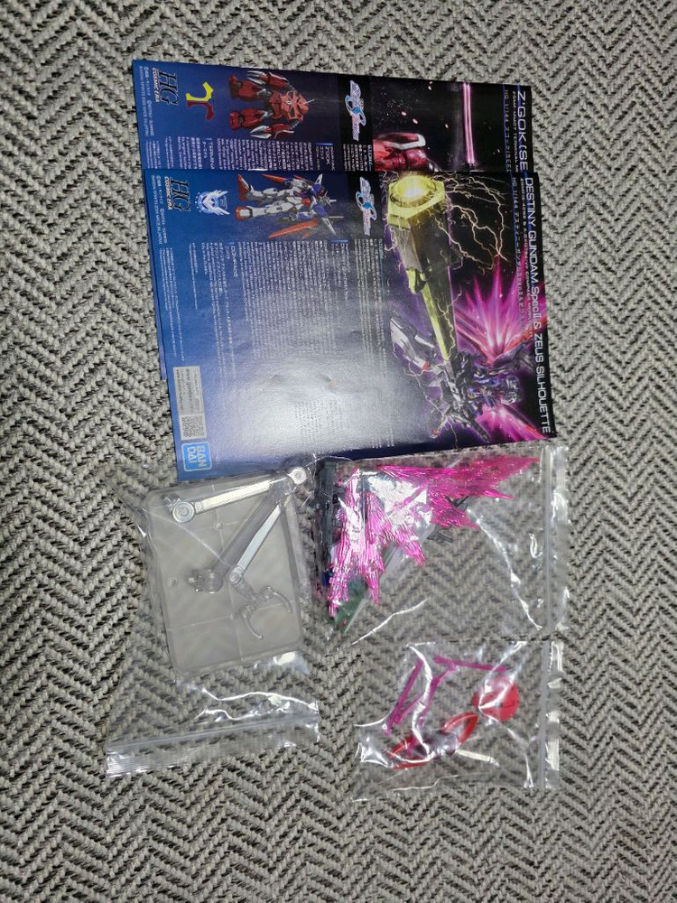 HG 건담 가조립 2개 일괄 판매합니다--1