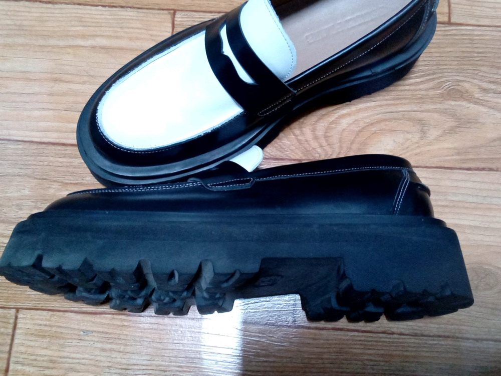 번디 플레이트 레더 로퍼--2