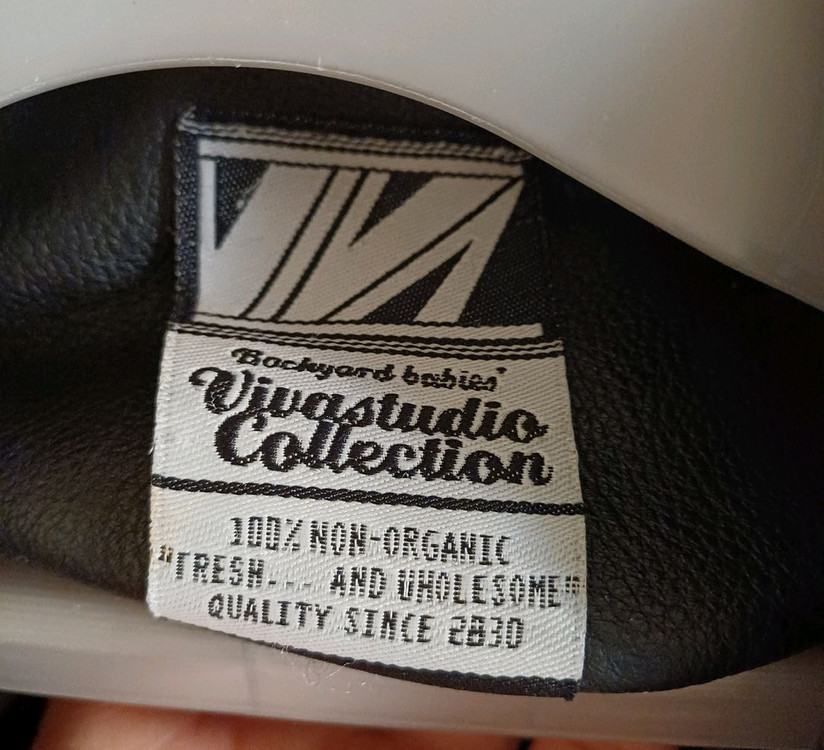 비바스튜디오 라이더 가죽쟈켓M 판매합니다--2